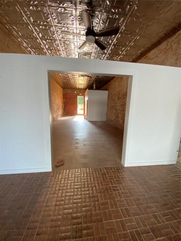215 N Pearl Street Trenton TX 75490