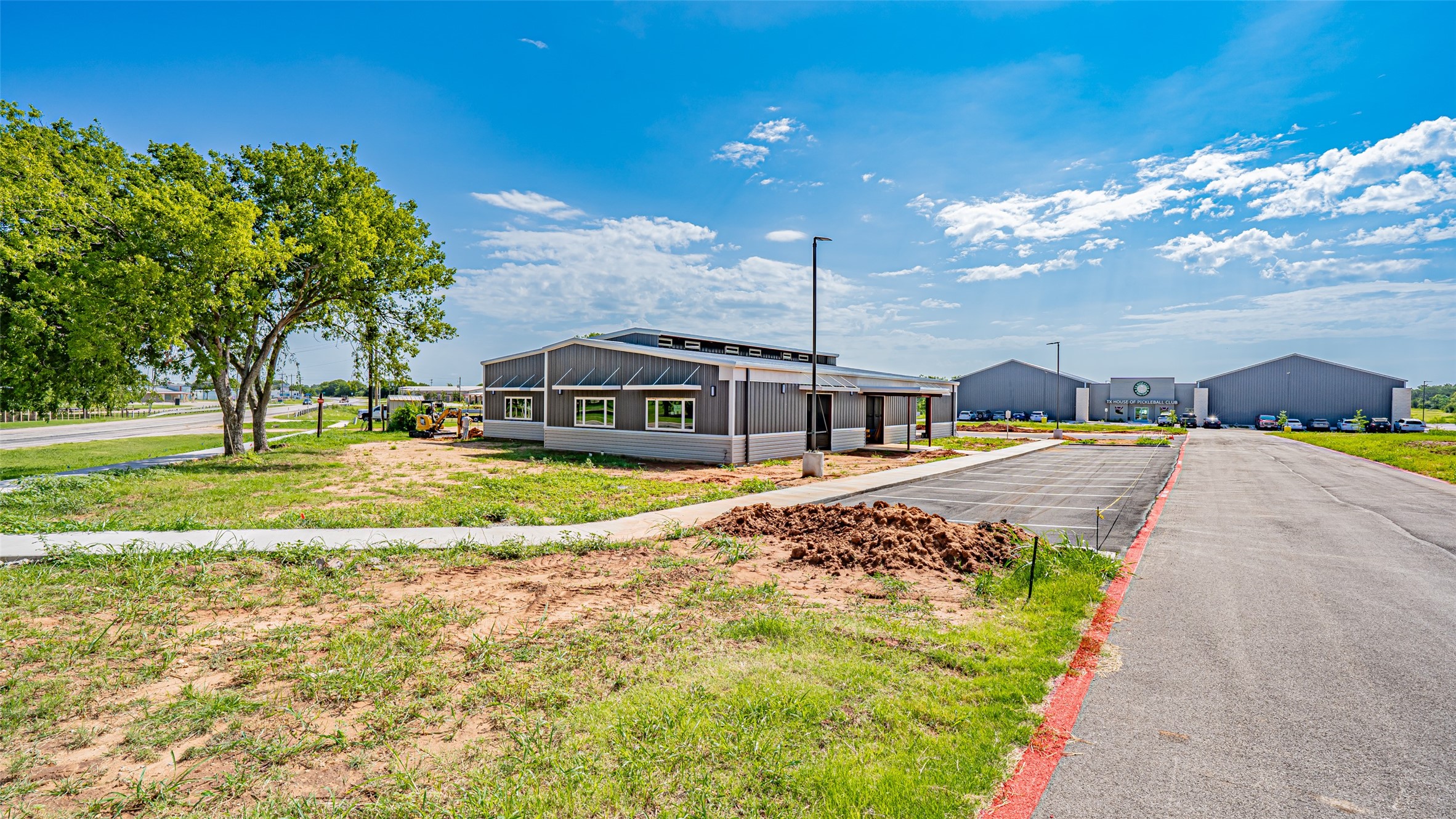 901 Tucker Way Granbury TX 76048