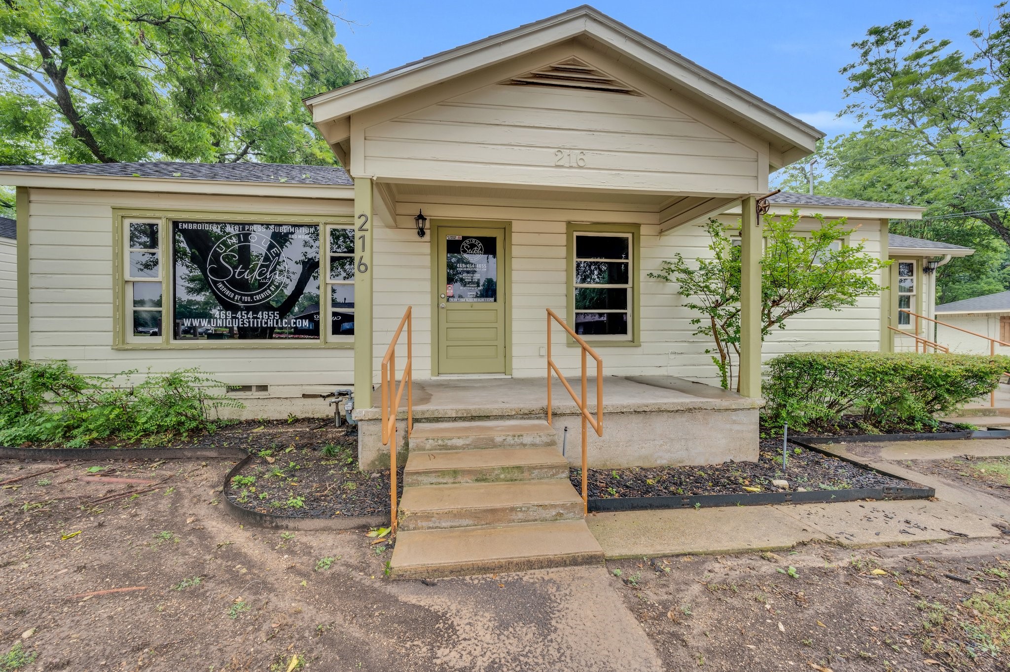 216 W Belt Line Road Cedar Hill TX 75104