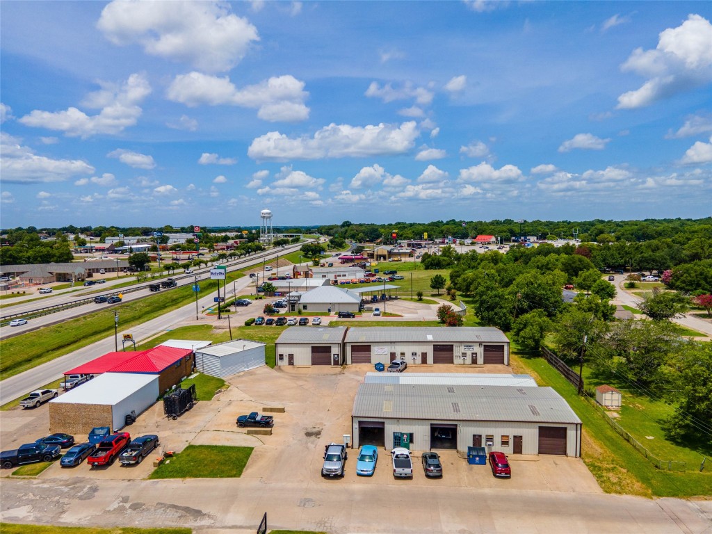 2000 Front Street Kaufman TX 75142