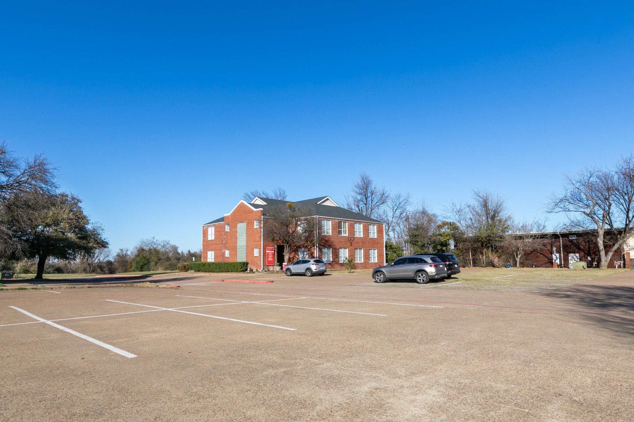 1307 W Abram Street Arlington TX 76013