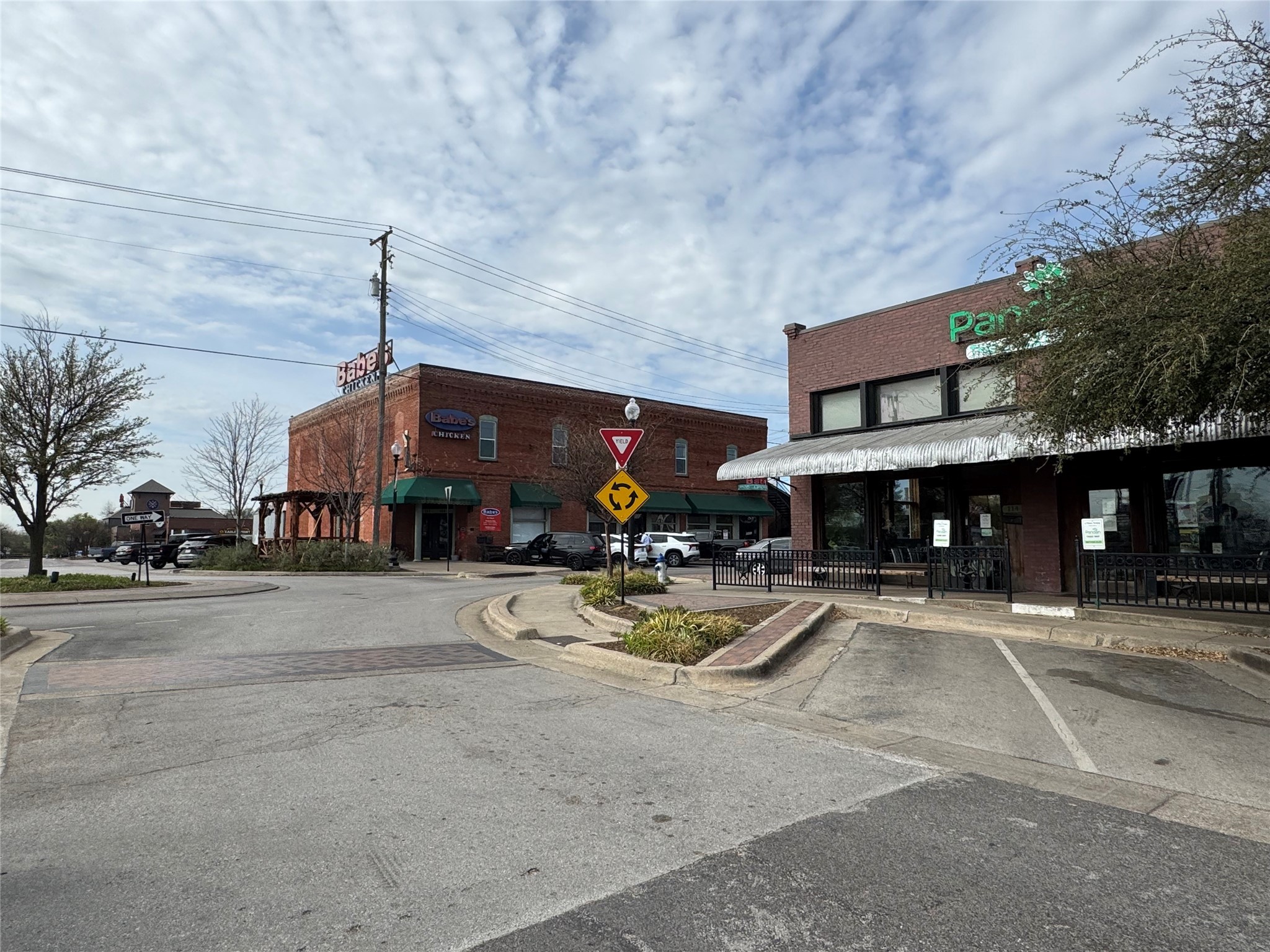 120 S Main Street Burleson TX 76028