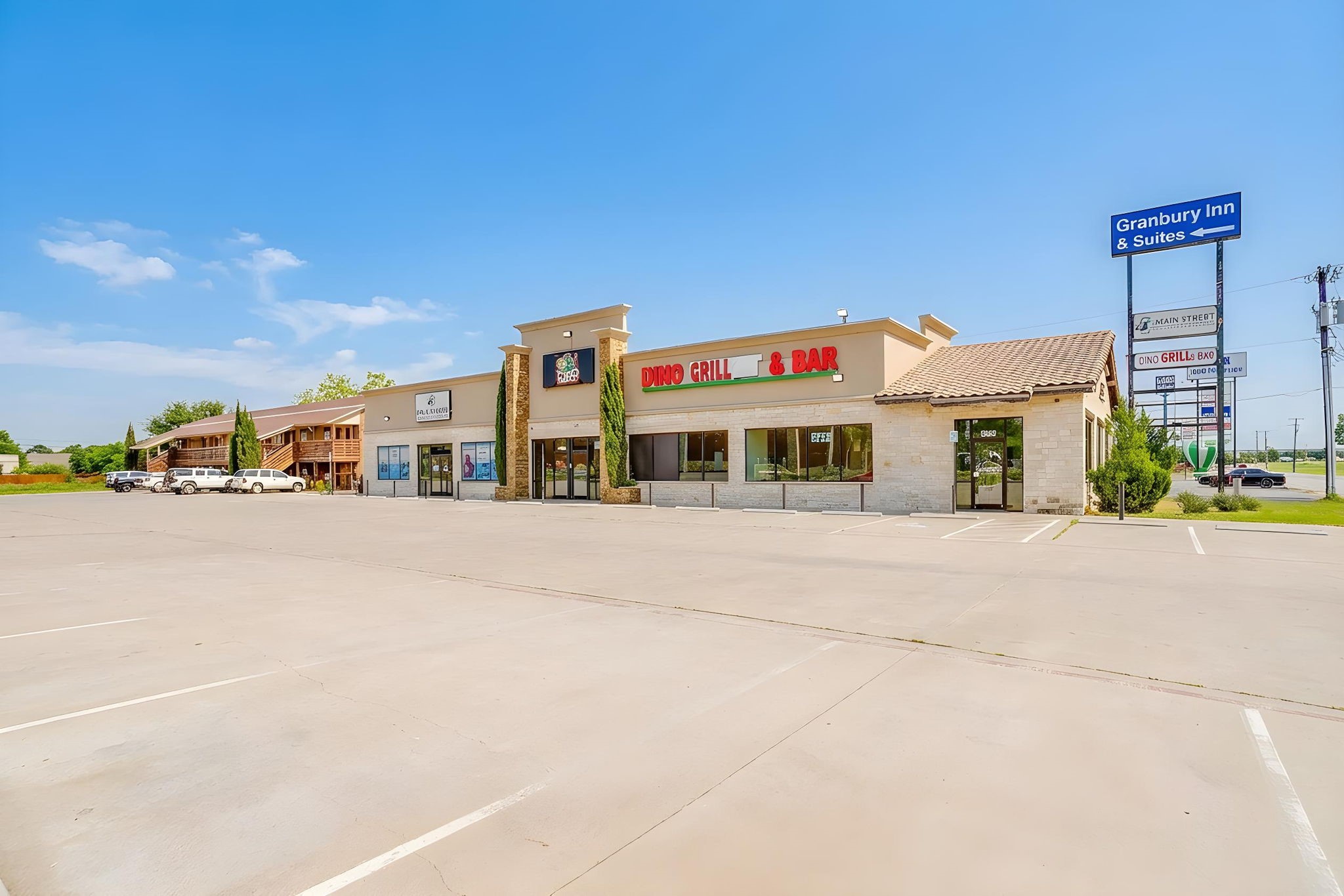 1333 N Plaza Drive Granbury TX 76048