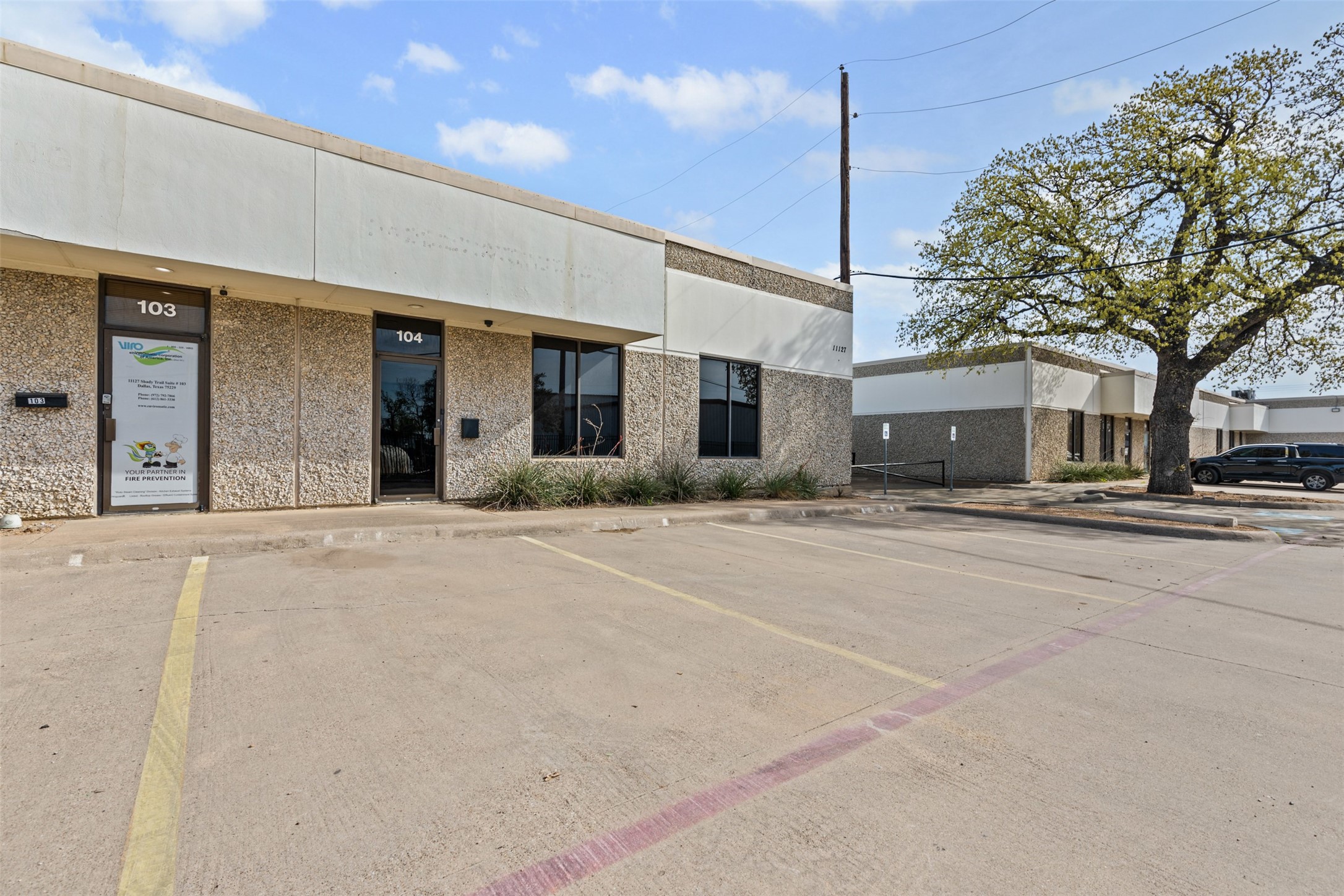 11127 Shady Trail Dallas TX 75229