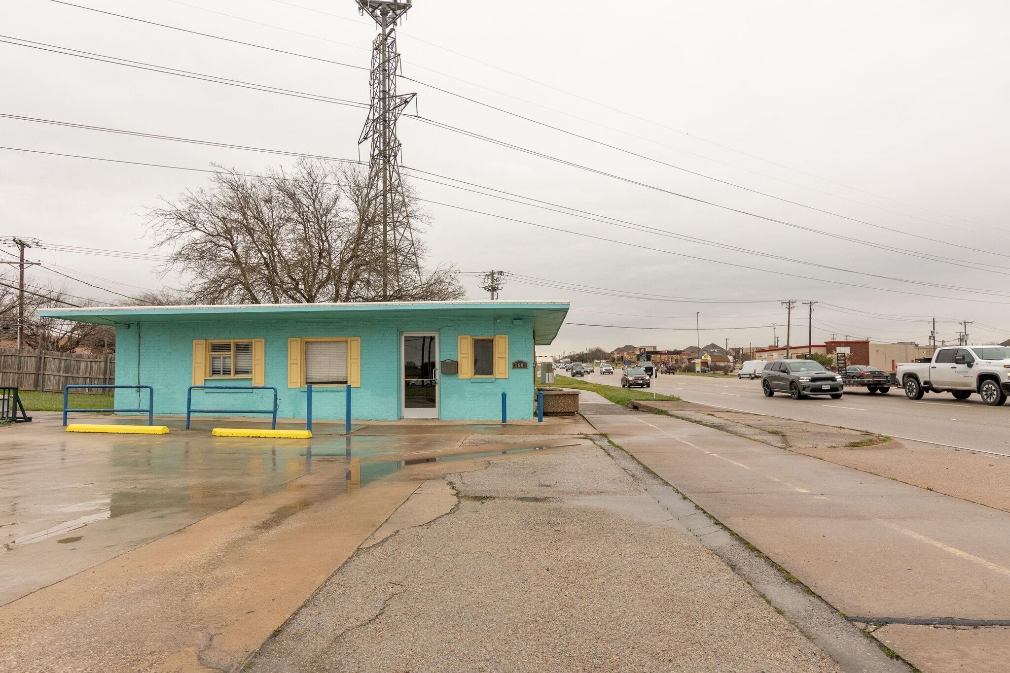 5601 Davis Boulevard North Richland Hills TX 76180