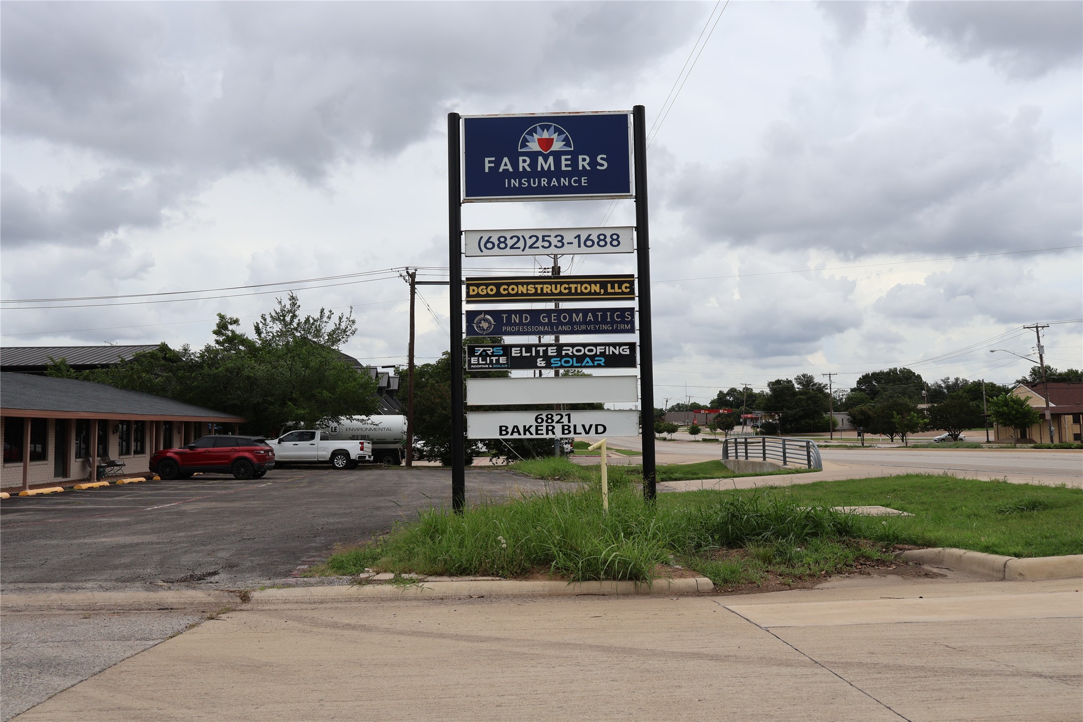 6821 Baker Boulevard Richland Hills TX 76118