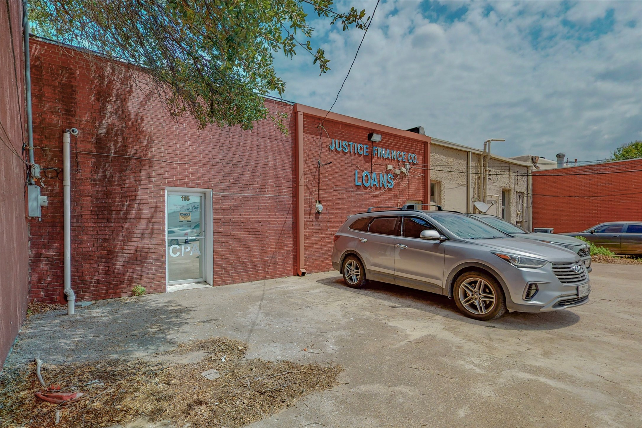 115 W Main Street Grand Prairie TX 75050