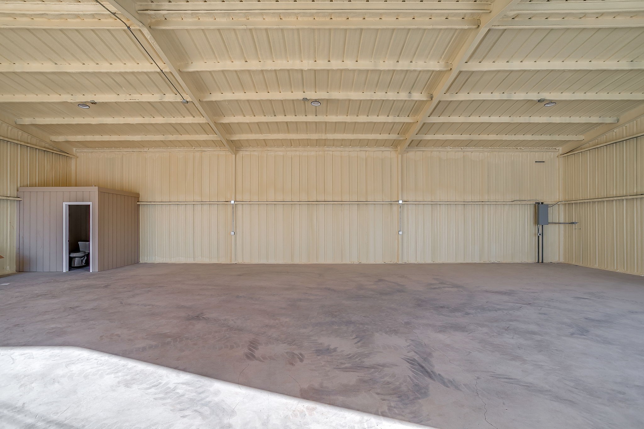 410 N Broadway Street Joshua TX 76058