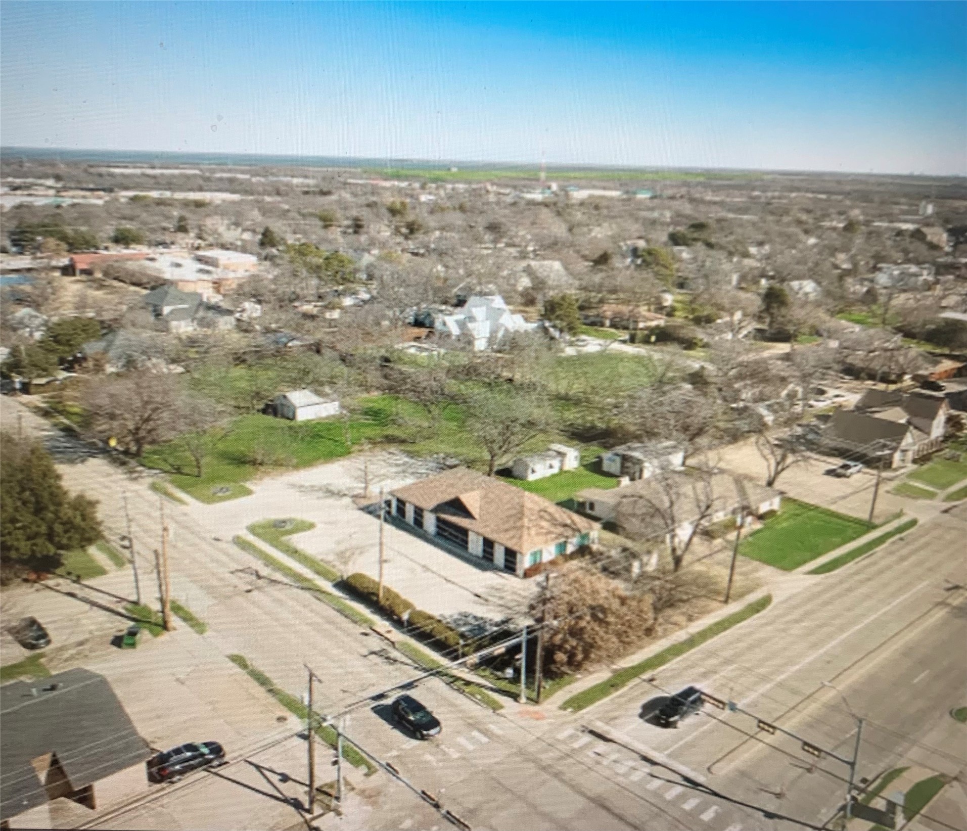 385 W Main Street Lewisville TX 75057