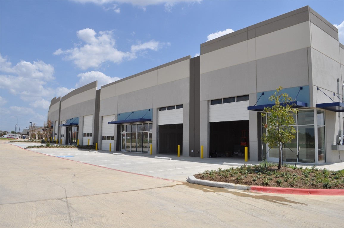 550 W Round Grove Road Lewisville TX 75067