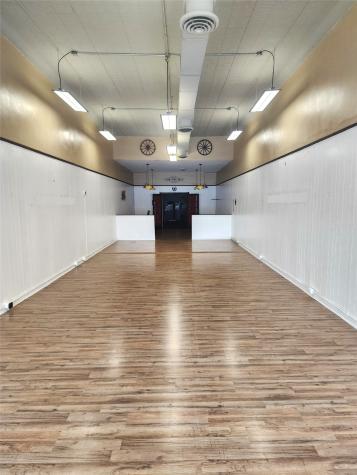 215 N Travis Street Sherman TX 75090