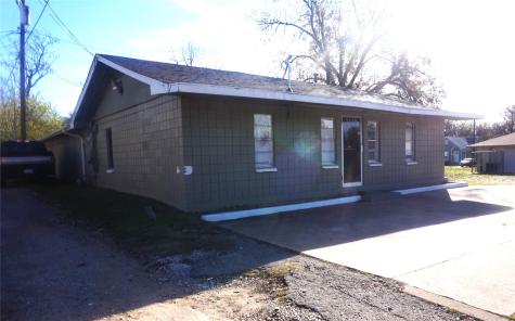 1110 S Armstrong Avenue Denison TX 75020