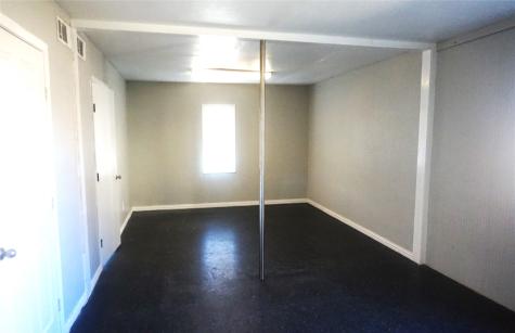 1110 S Armstrong Avenue Denison TX 75020