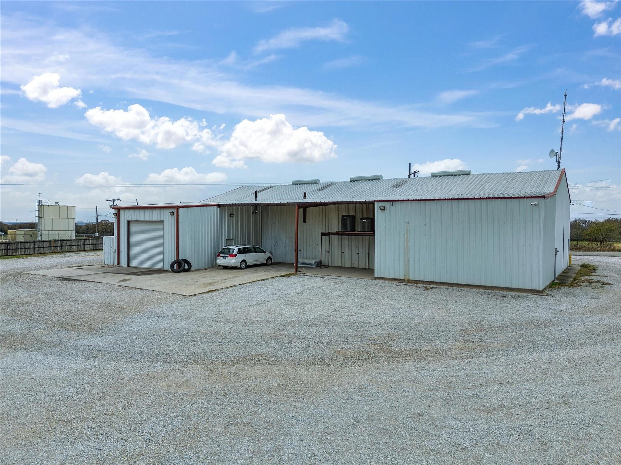 707 S Wickham Street Alvord TX 76225