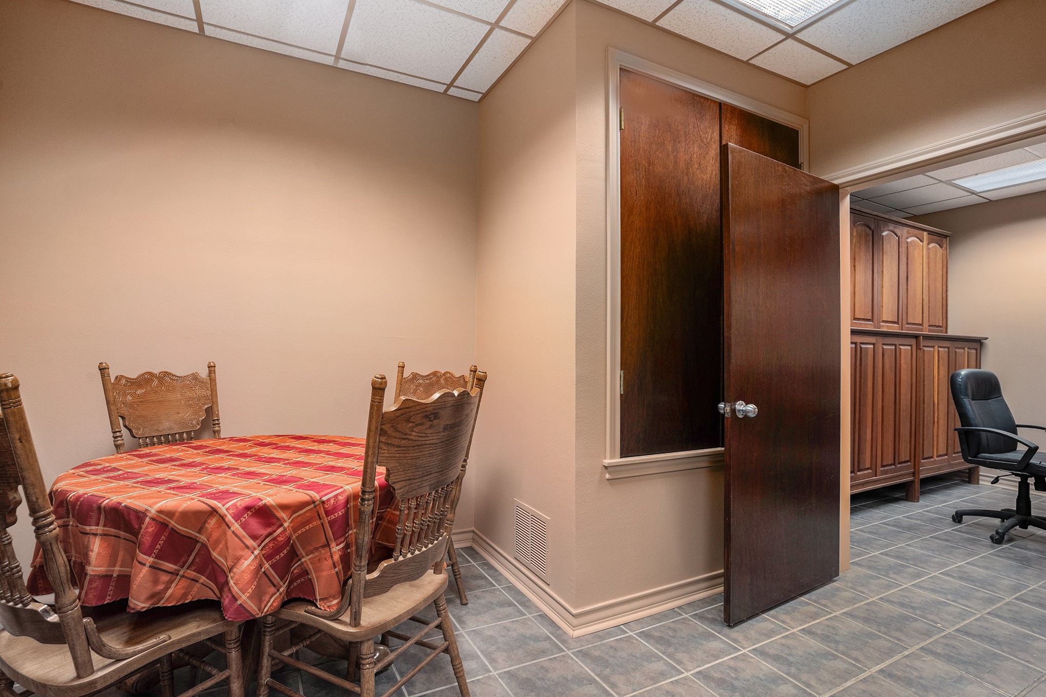 124 S Nolan River Road Cleburne TX 76033