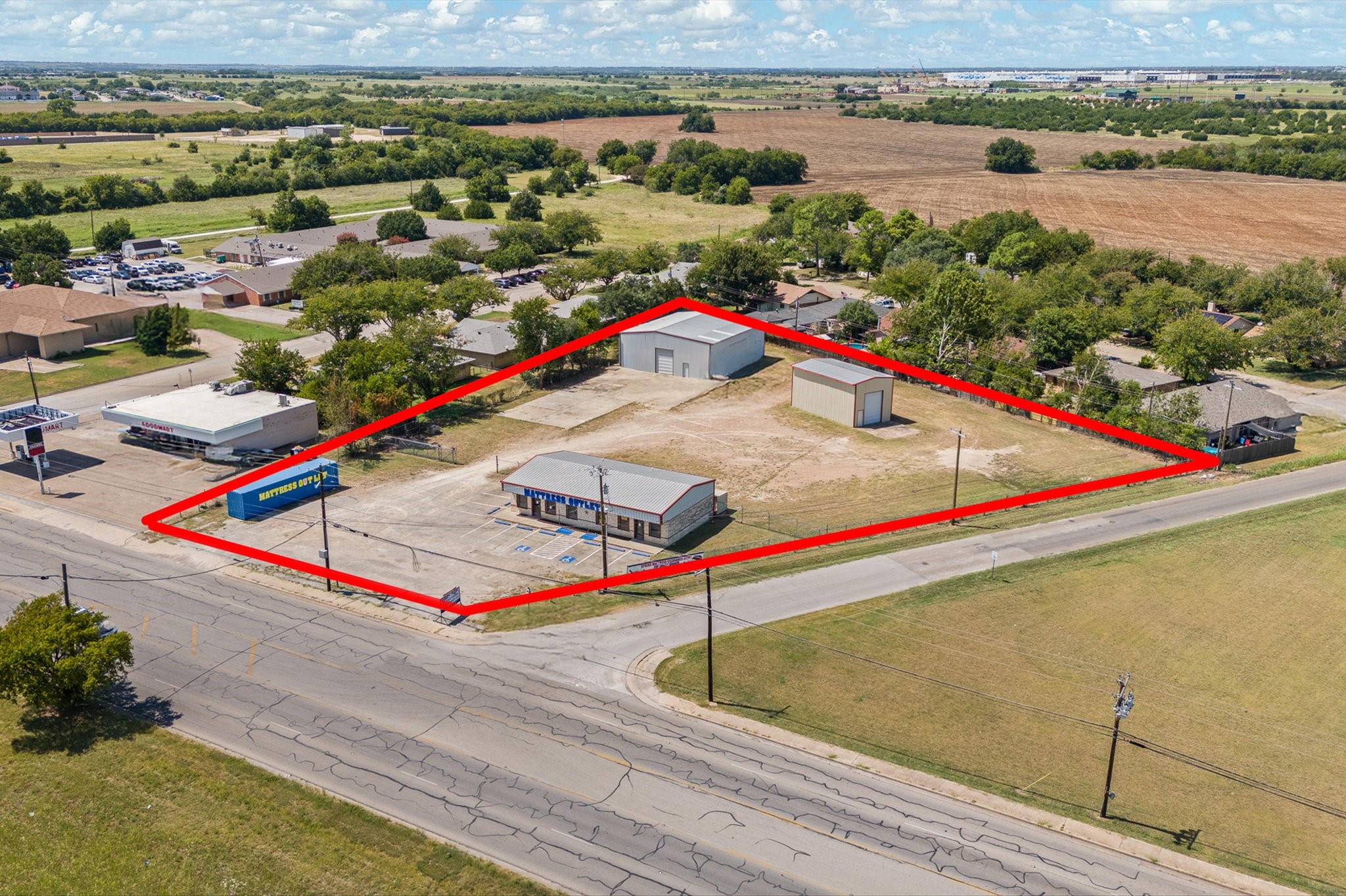 500 W Kilpatrick Street Cleburne TX 76033