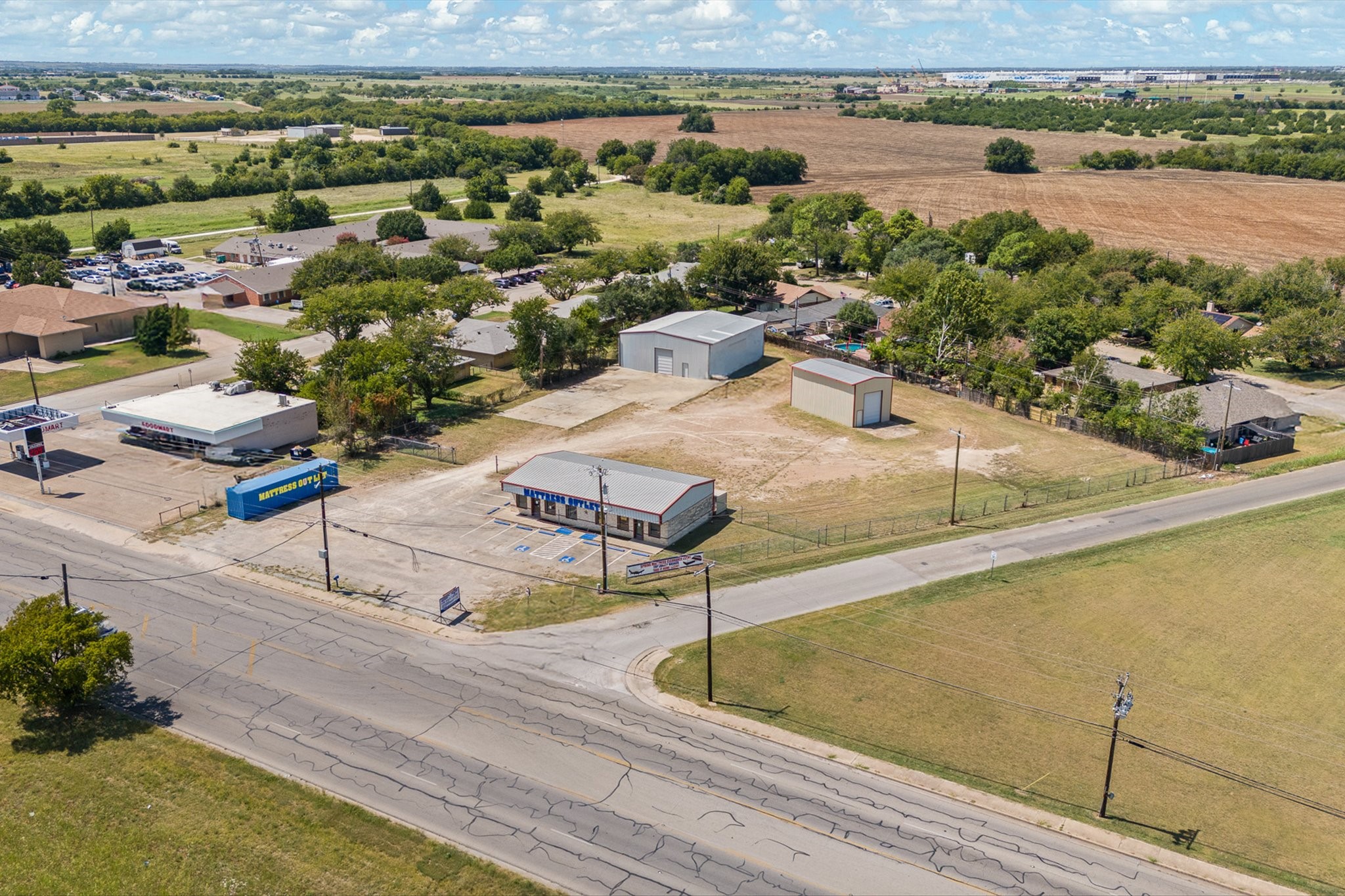 500 W Kilpatrick Street Cleburne TX 76033