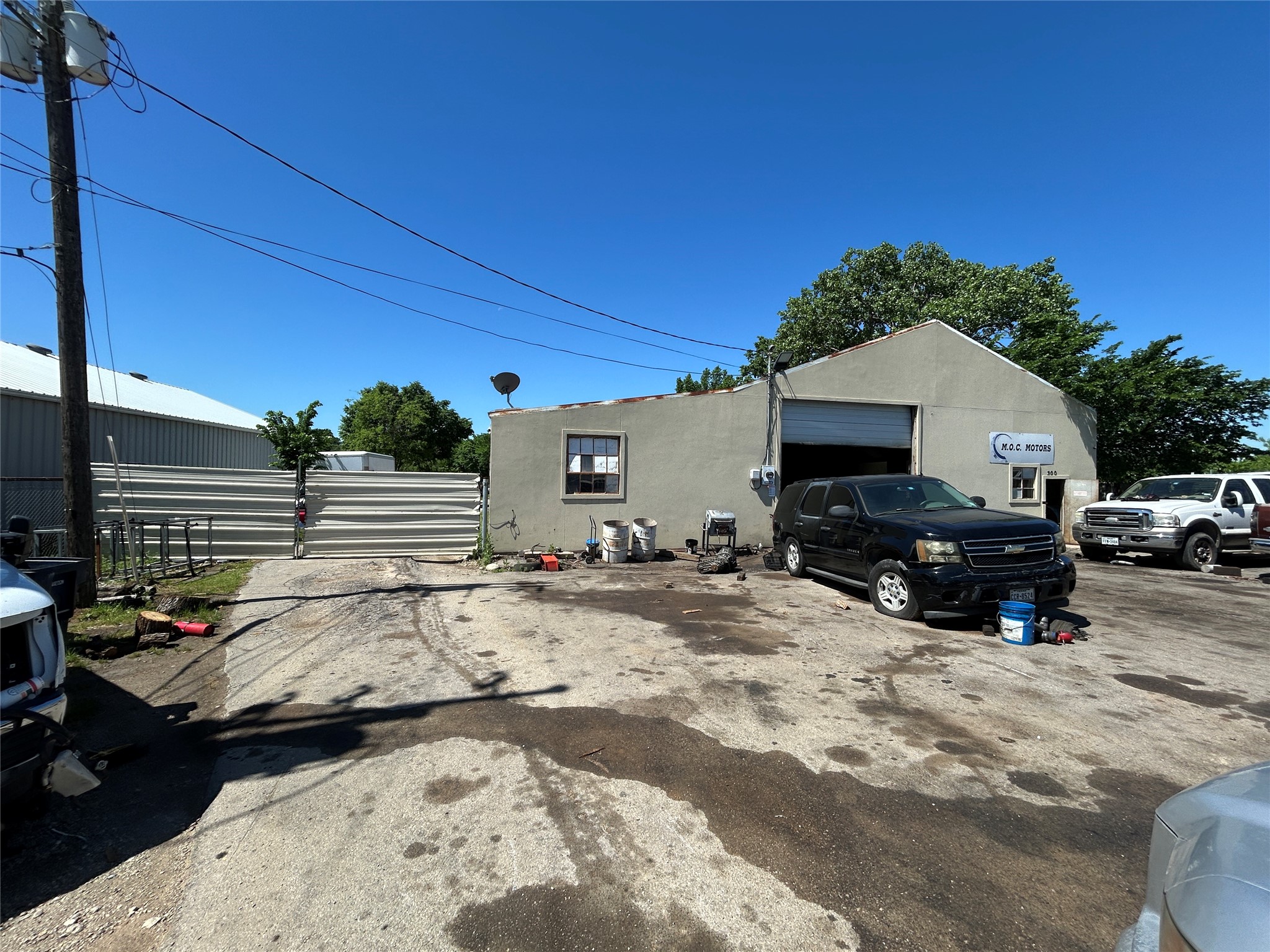 300 E Kennedale Kennedale TX 76060