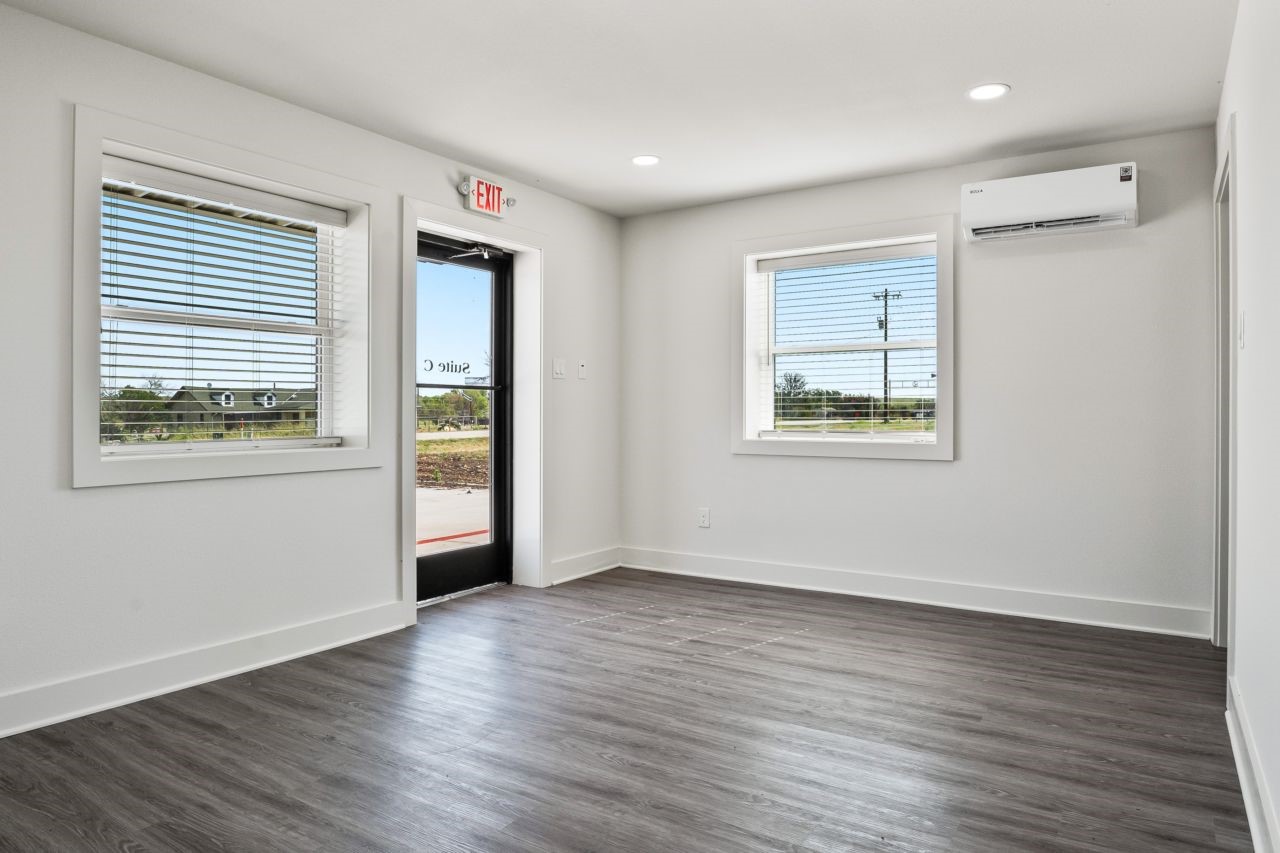 2036 Seaborn Road Ponder TX 76259