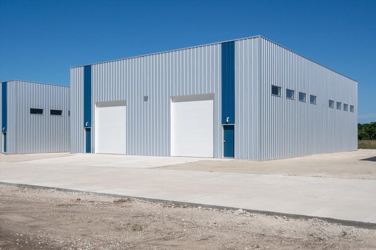 9020 S State Highway 121 Trenton TX 75418