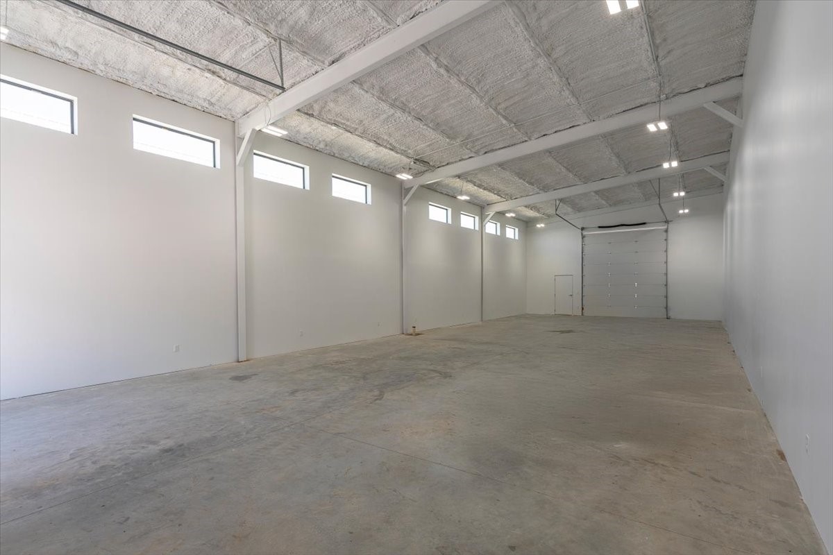 9020 S State Highway 121 Trenton TX 75418