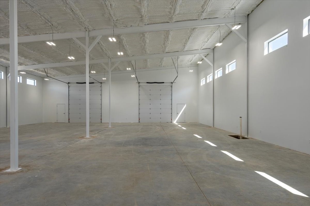 9020 S State Highway 121 Trenton TX 75418