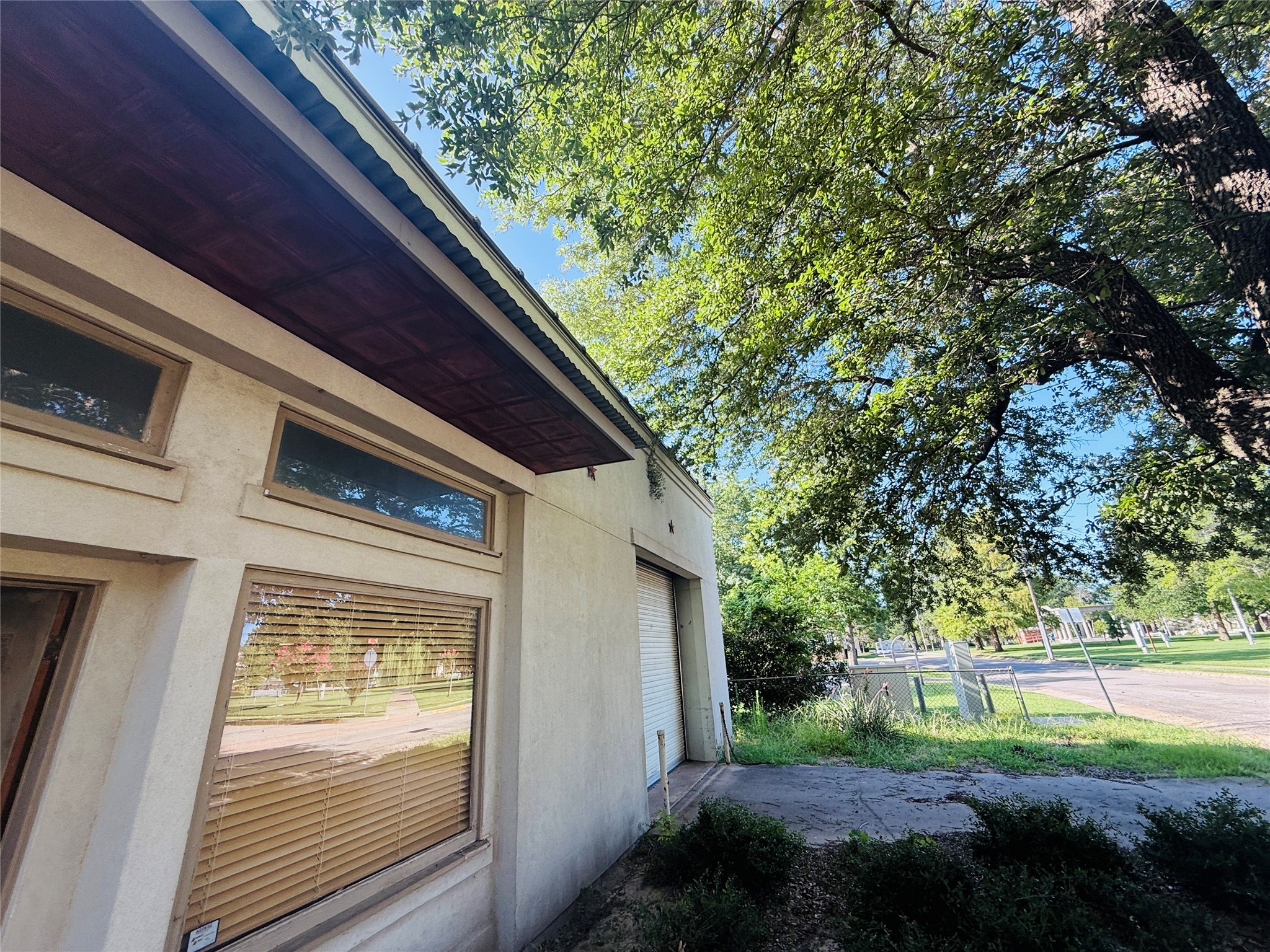 265 SE 1st Street Paris TX 75460