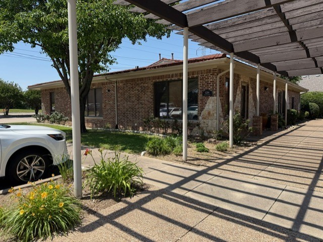 5204 N Village Creek Drive Plano TX 75093