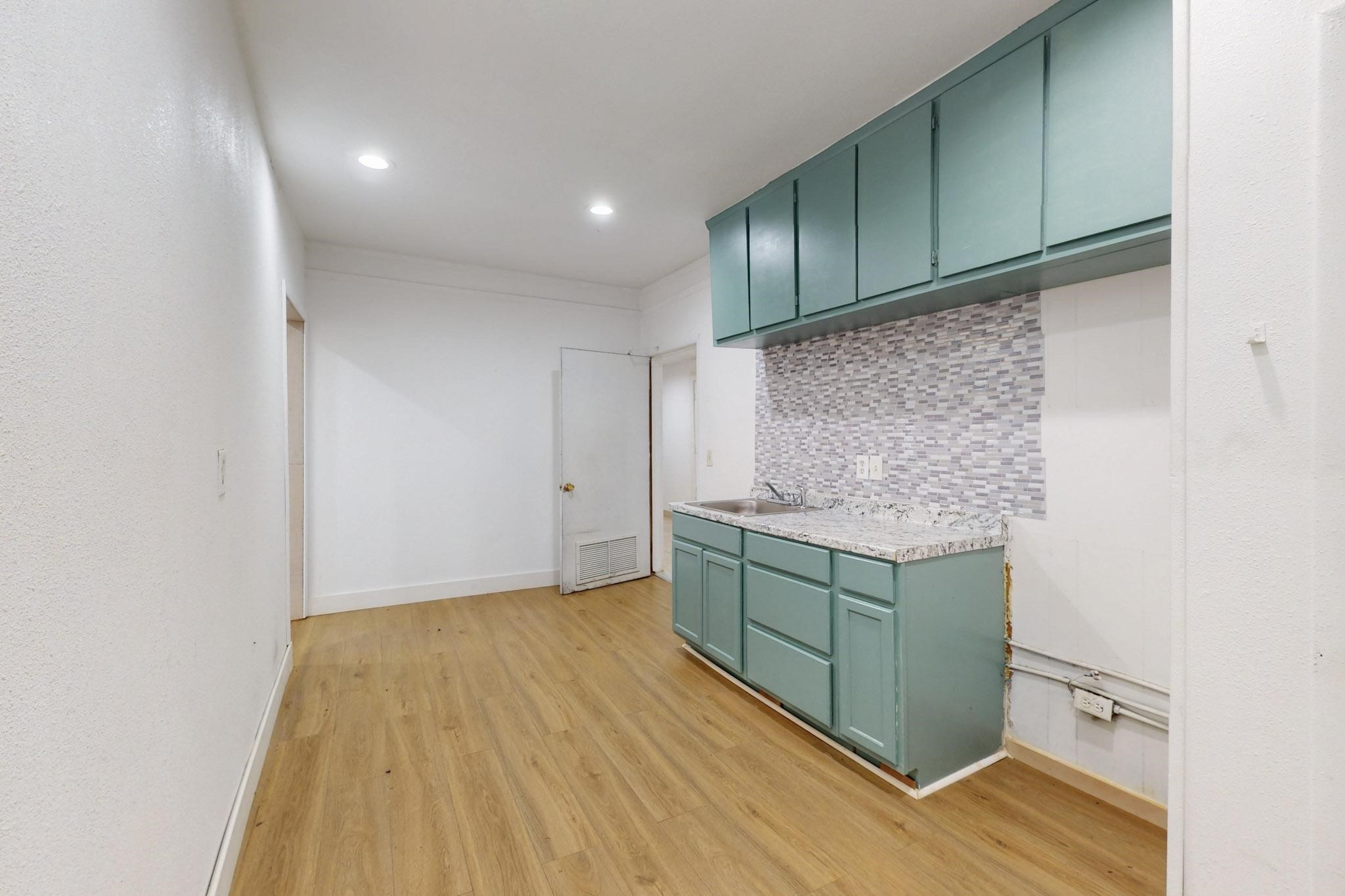 630 Dalworth Street Grand Prairie TX 75050