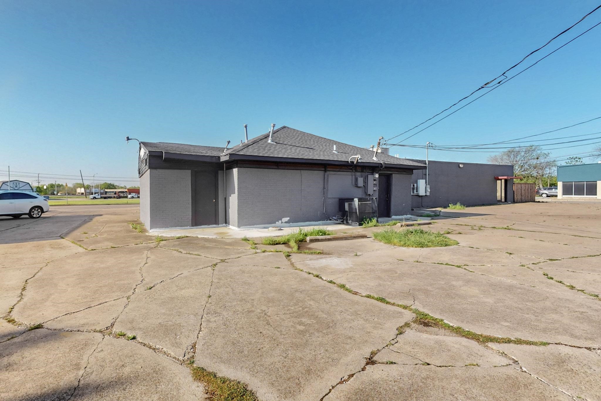 630 Dalworth Street Grand Prairie TX 75050