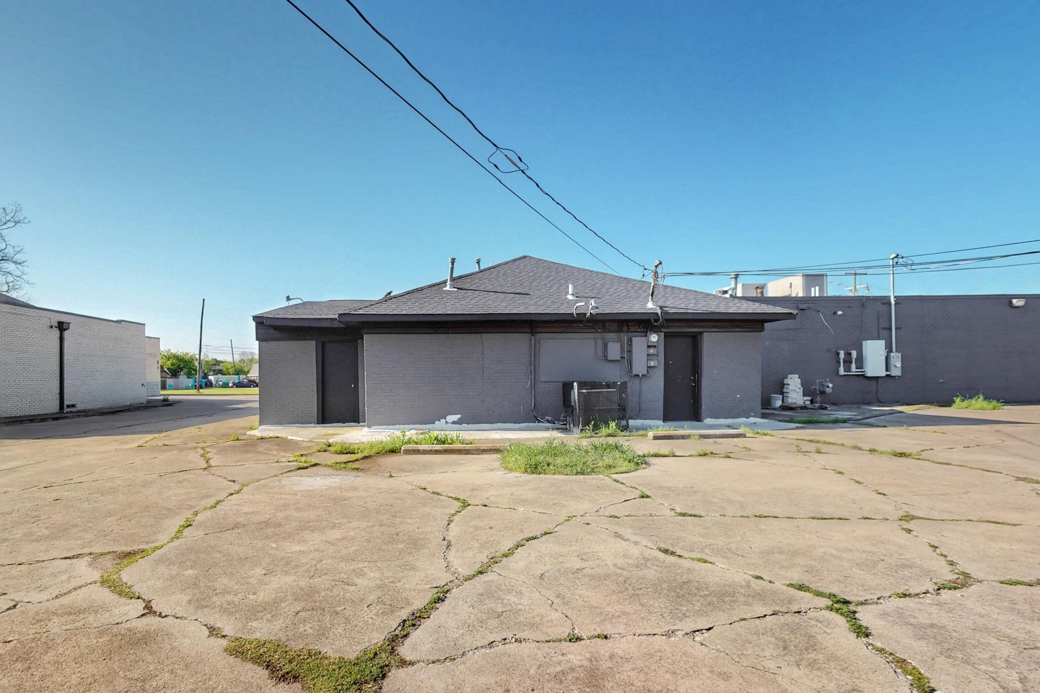 630 Dalworth Street Grand Prairie TX 75050