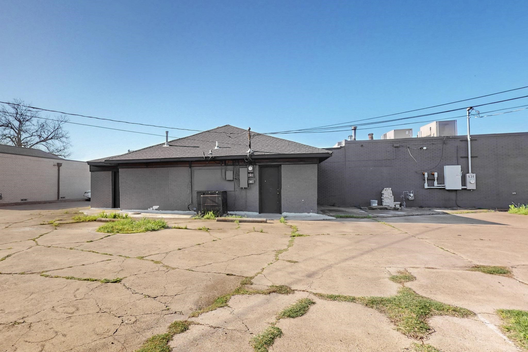 630 Dalworth Street Grand Prairie TX 75050