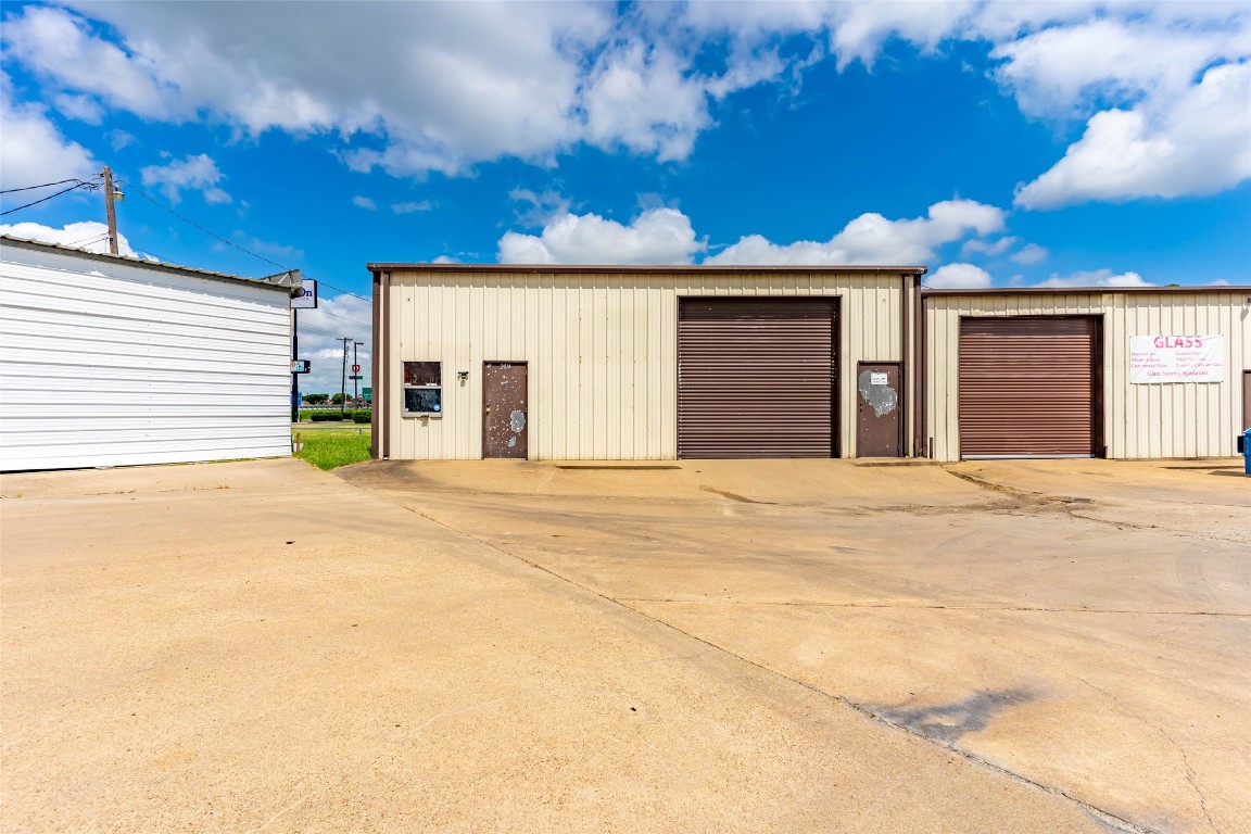 2000 Front Street Kaufman TX 75142