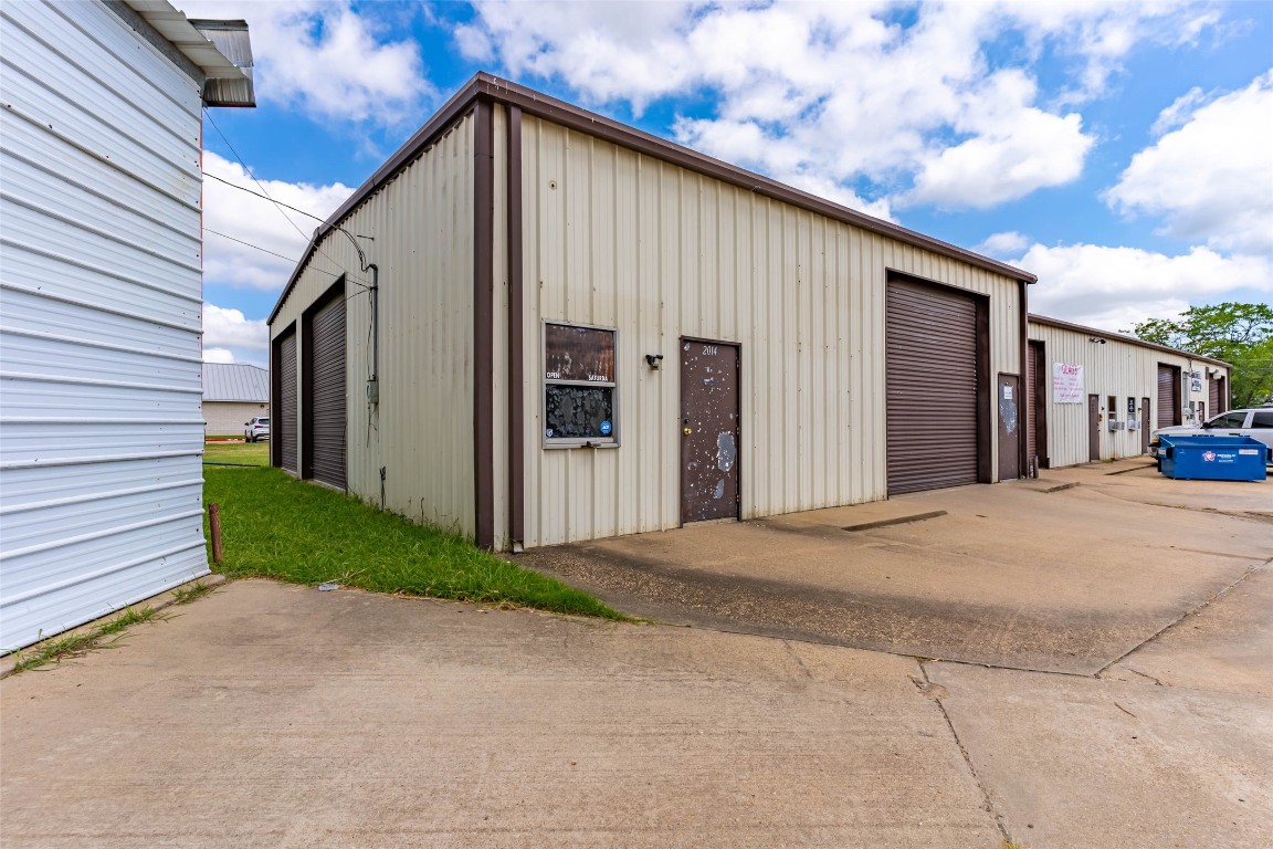 2000 Front Street Kaufman TX 75142