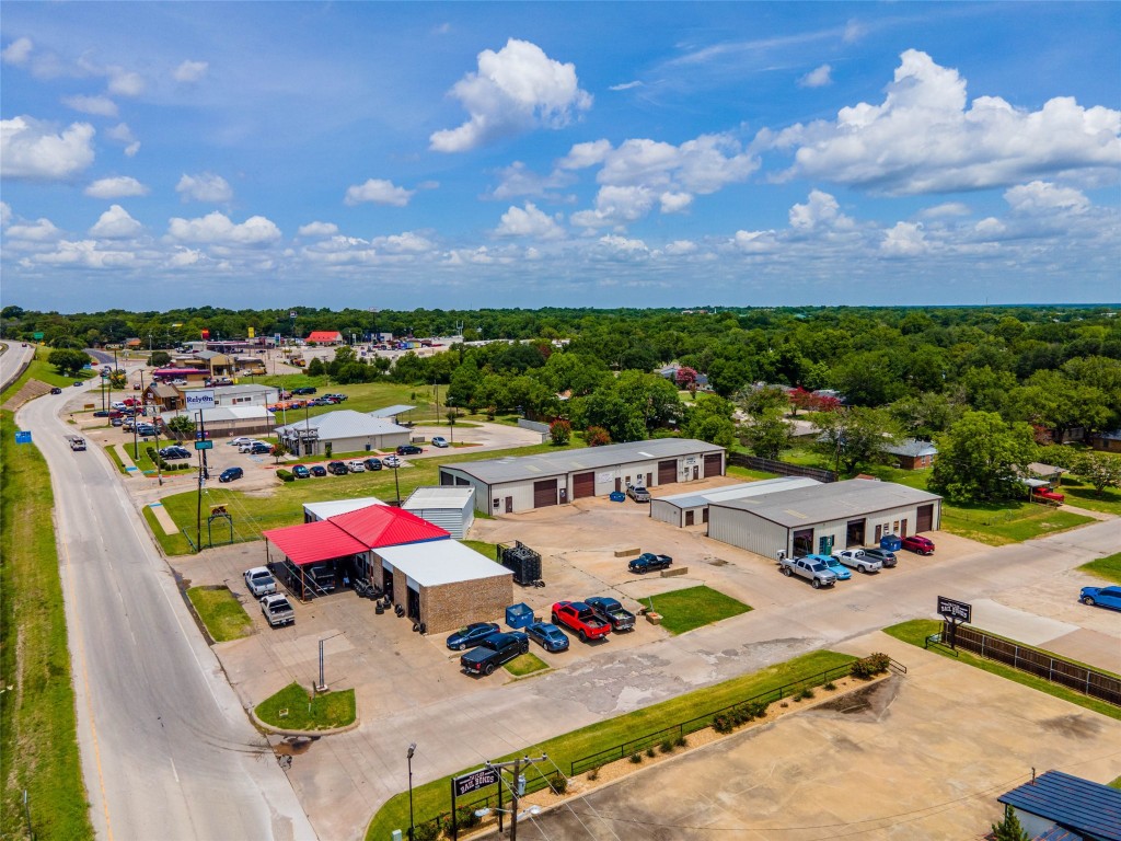 2000 Front Street Kaufman TX 75142