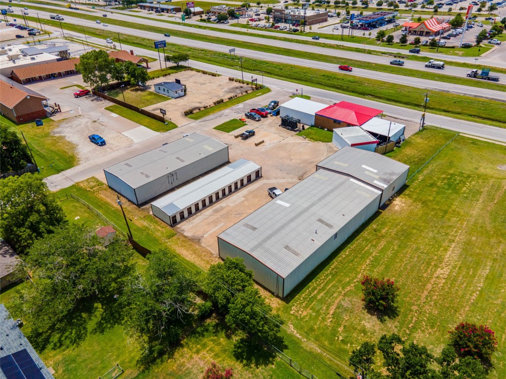 2000 Front Street Kaufman TX 75142