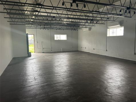 3020 Navaro Street Dallas TX 75212