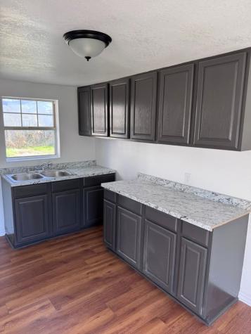 3020 Navaro Street Dallas TX 75212