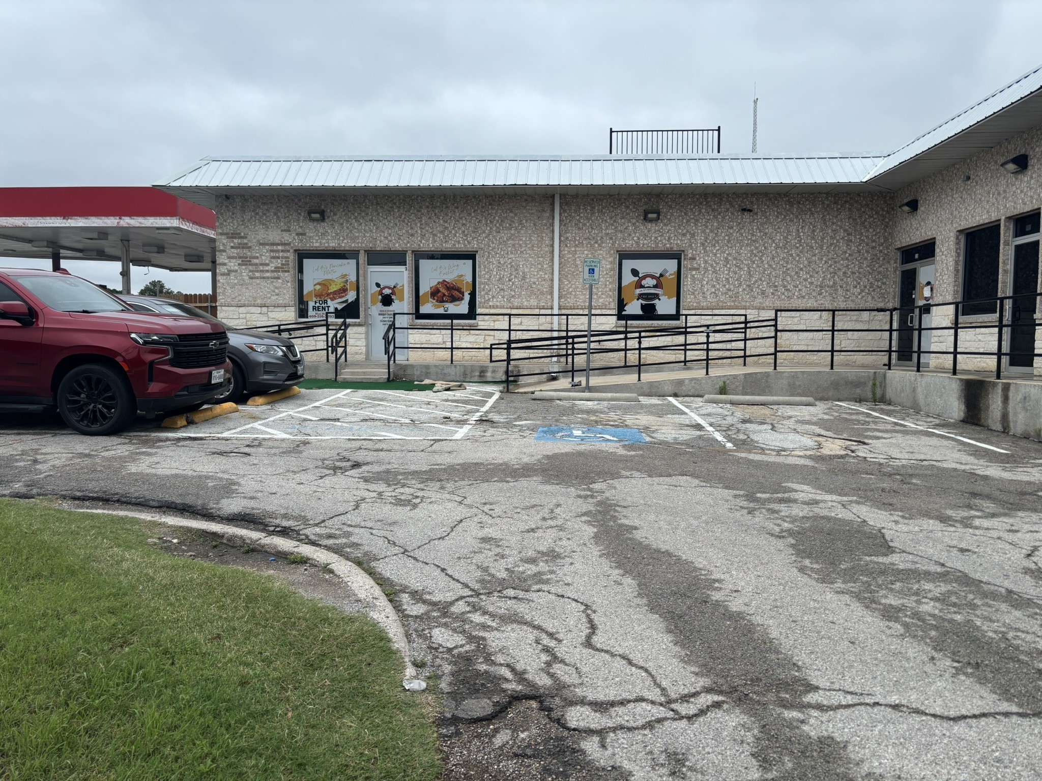 5617 Mccart Avenue Fort Worth TX 76133