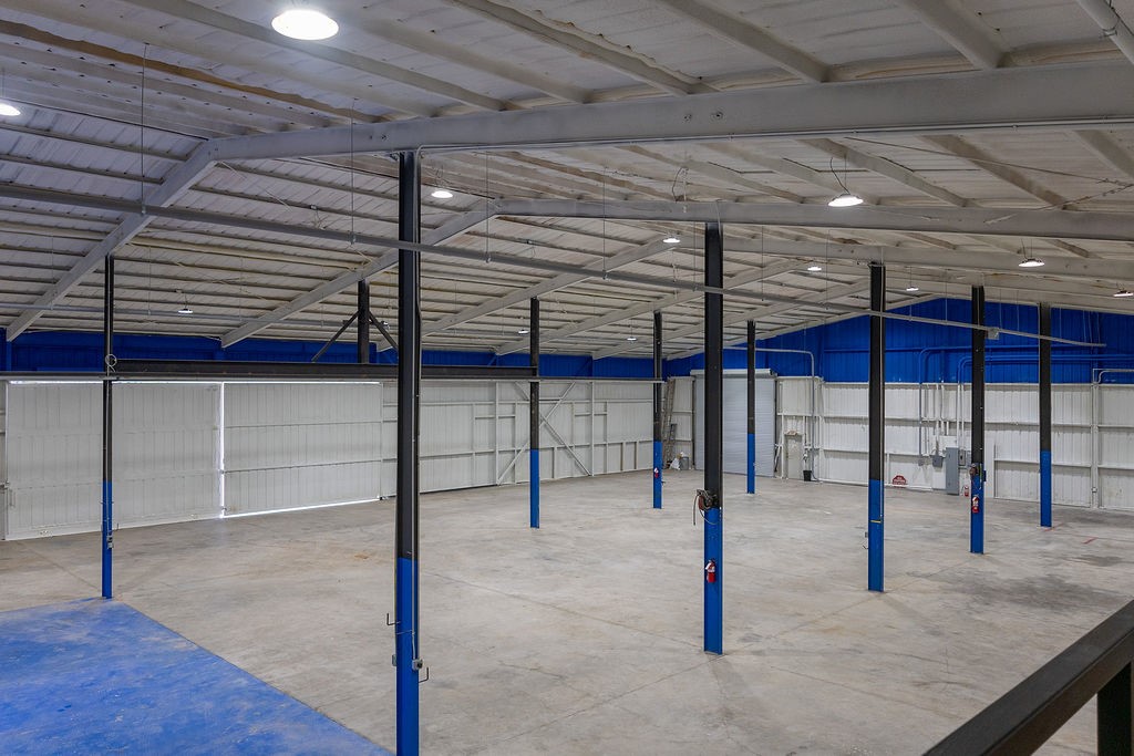 6160 Mineral Wells Highway Weatherford TX 76088