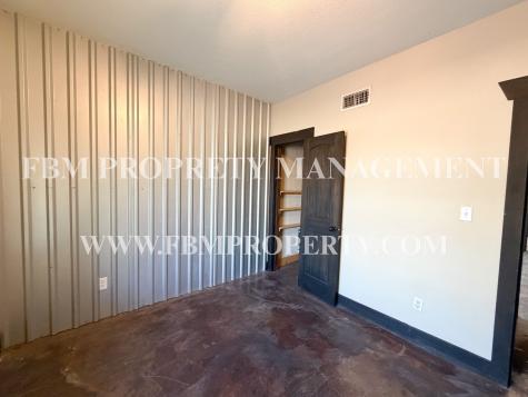 2103 S Kaufman Street Ennis TX 75119