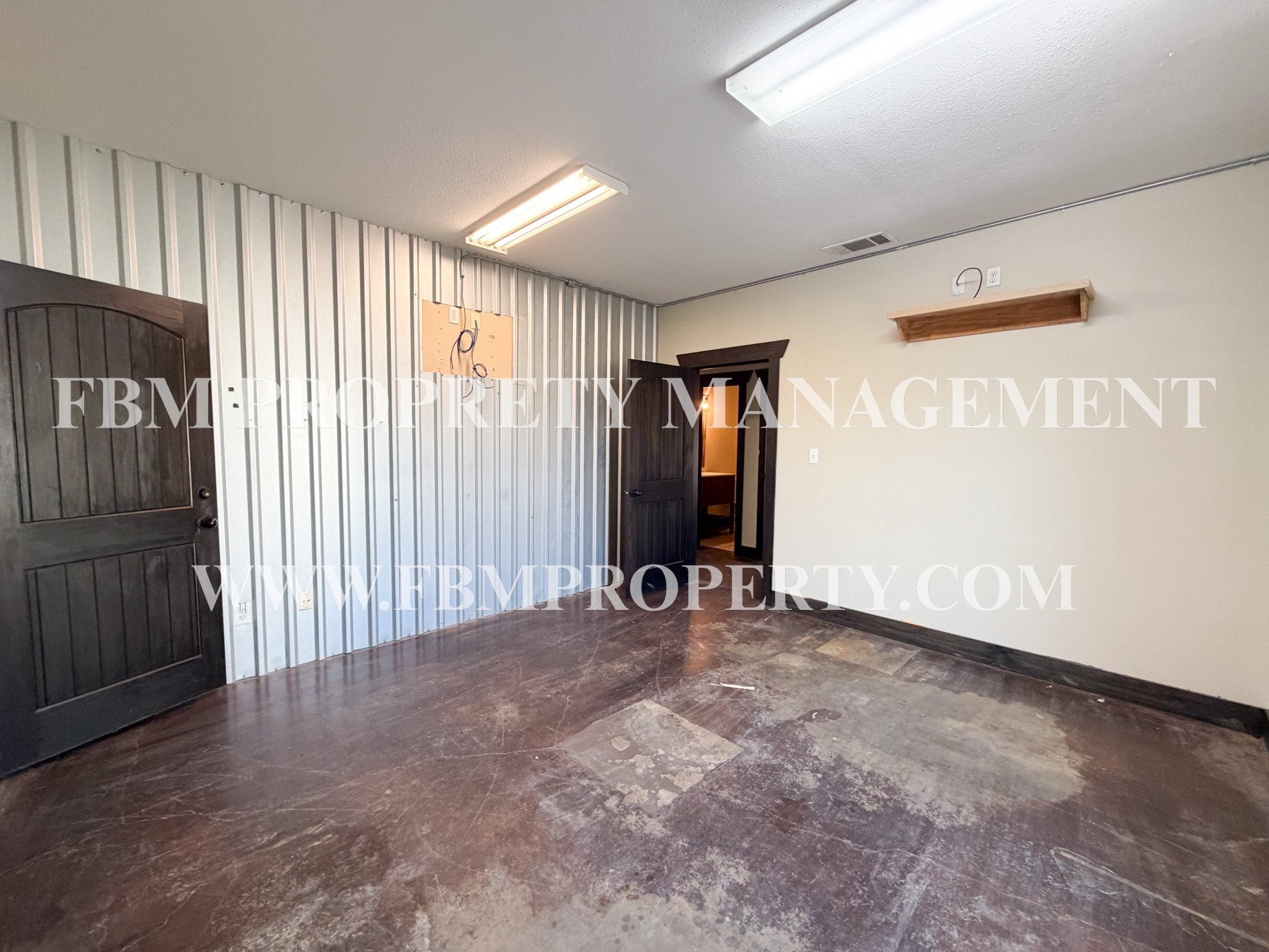 2103 S Kaufman Street Ennis TX 75119