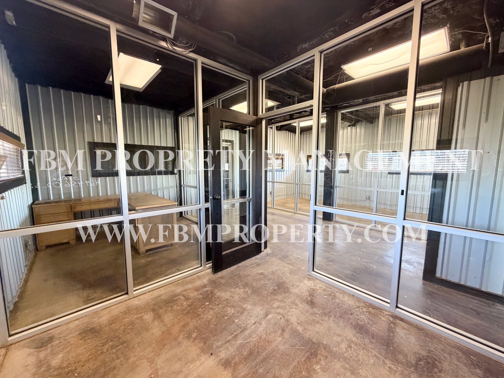 2103 S Kaufman Street Ennis TX 75119