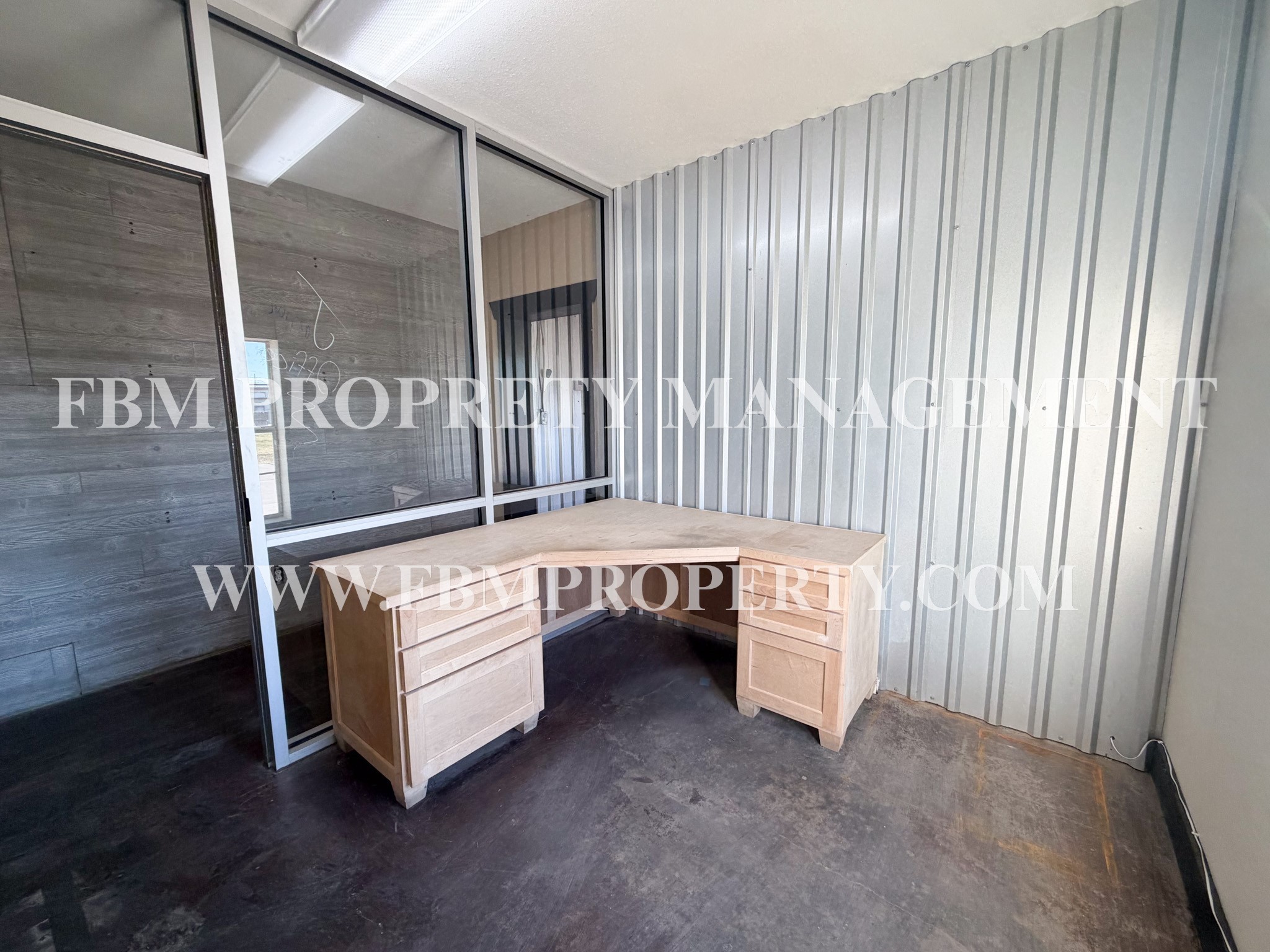2103 S Kaufman Street Ennis TX 75119