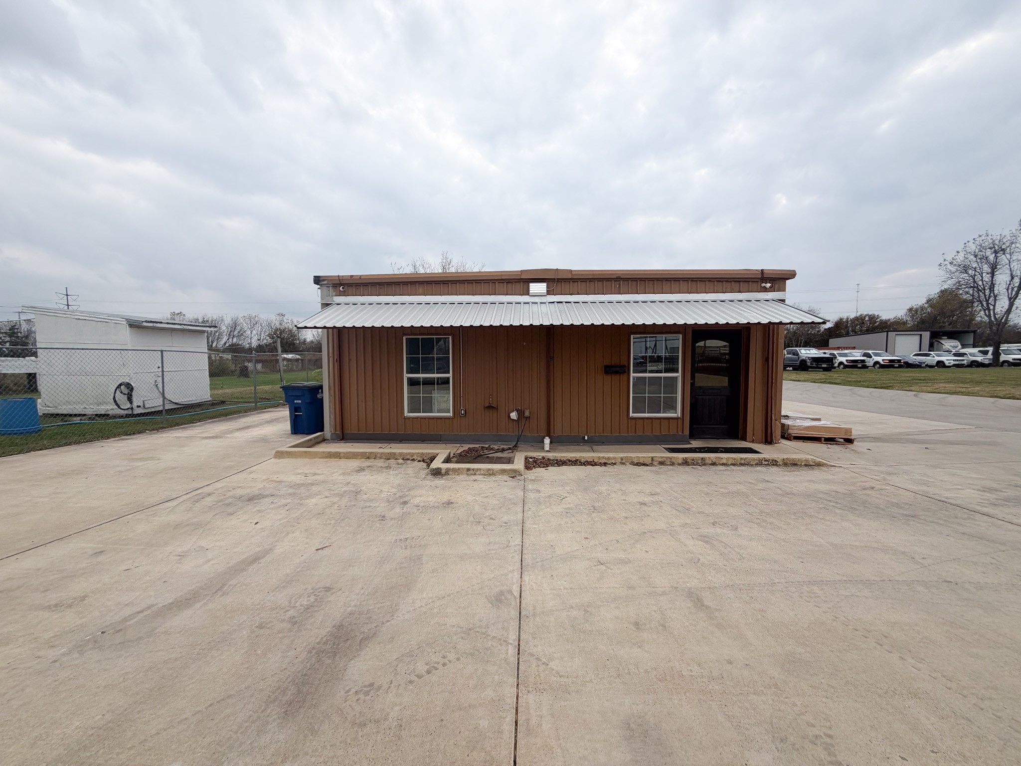 2103 S Kaufman Street Ennis TX 75119