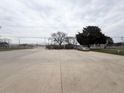 2103 S Kaufman Street Ennis TX 75119