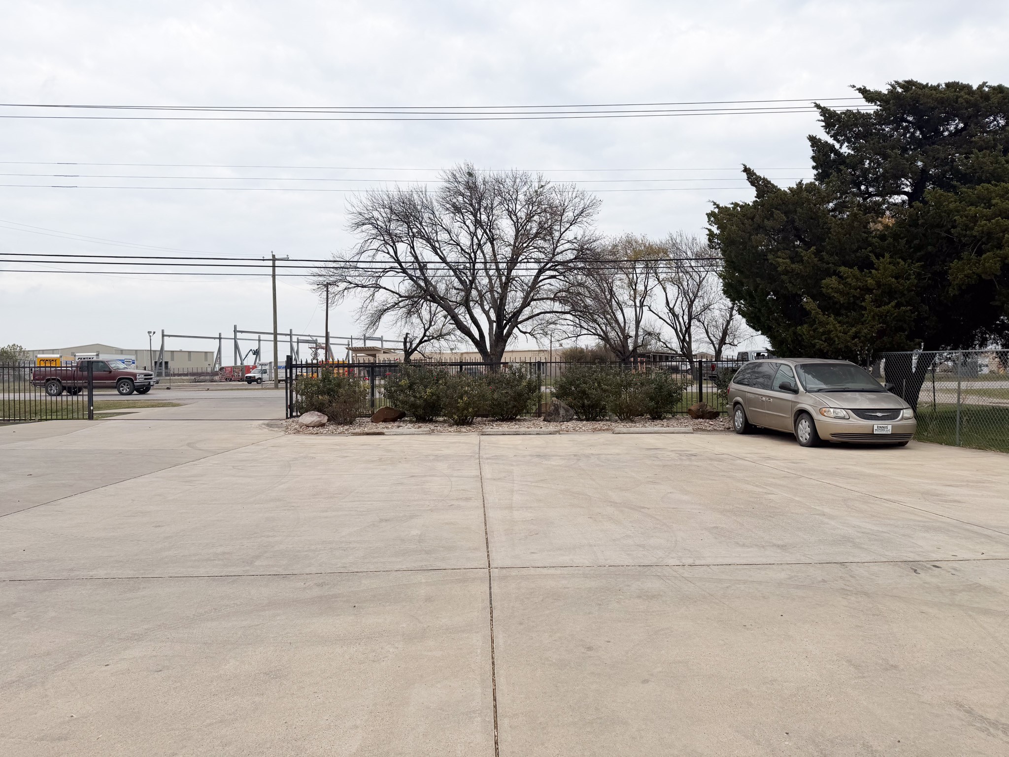 2103 S Kaufman Street Ennis TX 75119