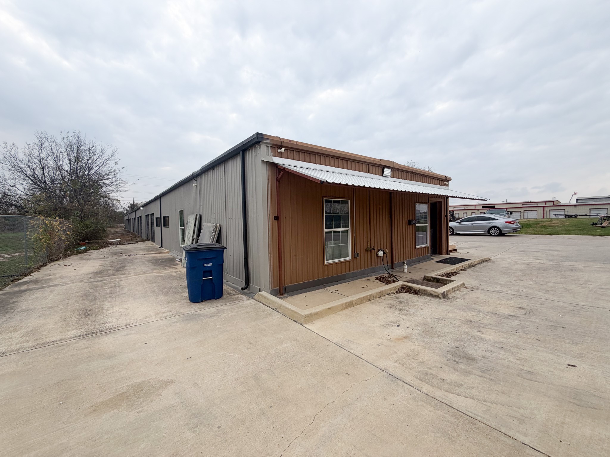 2103 S Kaufman Street Ennis TX 75119