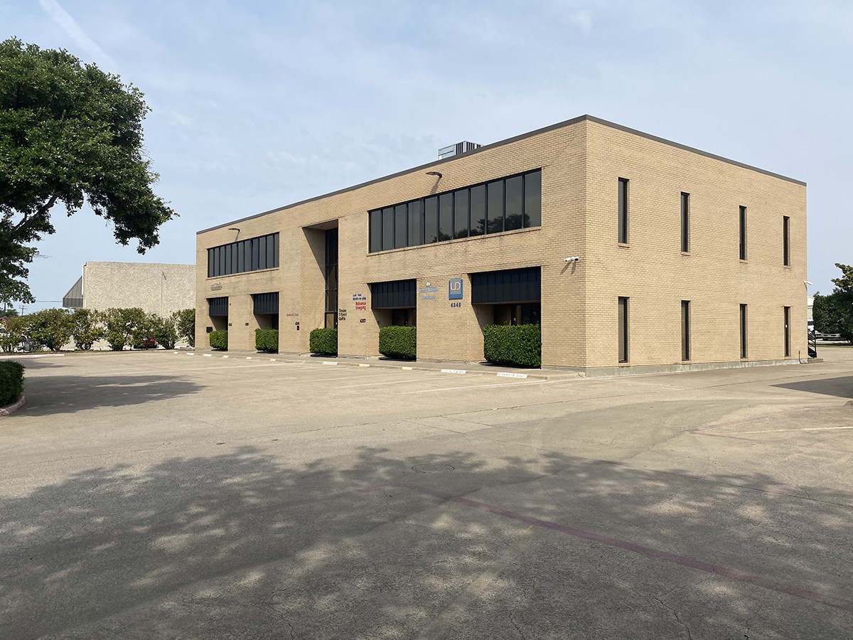 4341 Lindbergh Drive Addison TX 75001