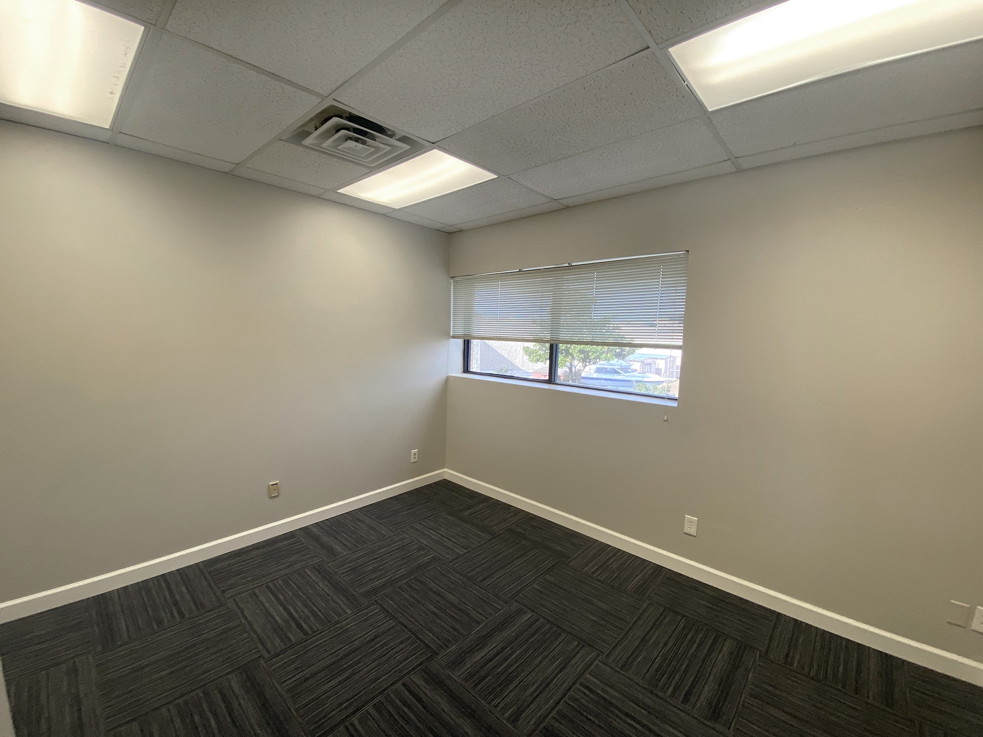 4341 Lindbergh Drive Addison TX 75001
